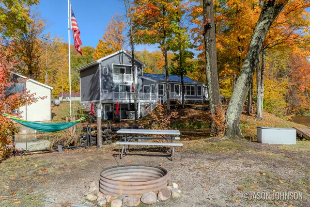 $649,900 | 23941 Beers Road, Mesick, MI 49668