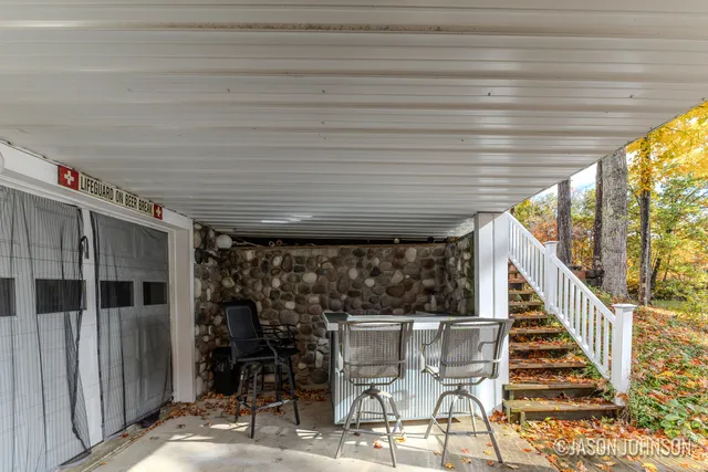 $649,900 | 23941 Beers Road, Mesick, MI 49668