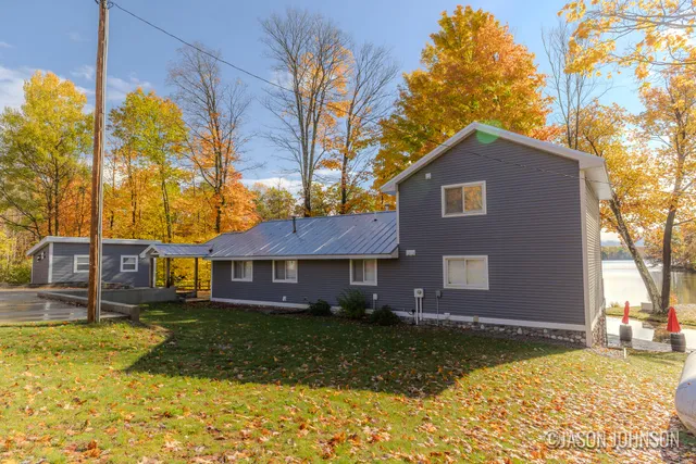 $649,900 | 23941 Beers Road, Mesick, MI 49668