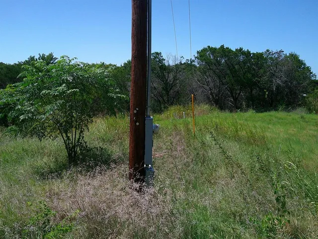 $54,000 | 826 Tepee Trail, Granbury, TX 76048