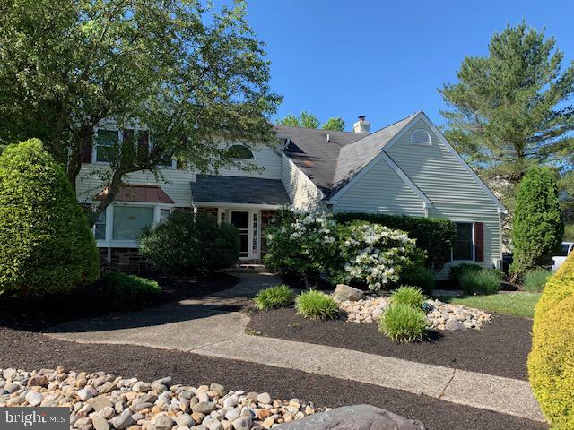 5 Valley View Way Newtown, PA 18940 - Photo 1 of 35 Welcome Home !