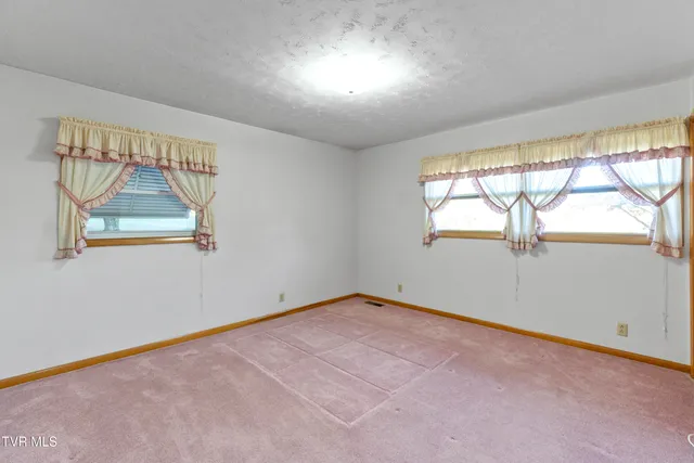 $314,900 | 15490 Kingsport Highway, Chuckey, TN 37641