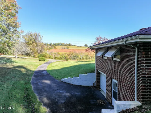 $314,900 | 15490 Kingsport Highway, Chuckey, TN 37641