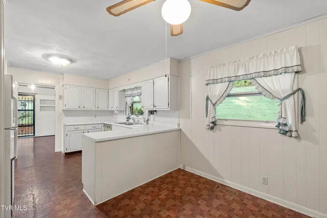 $314,900 | 15490 Kingsport Highway, Chuckey, TN 37641