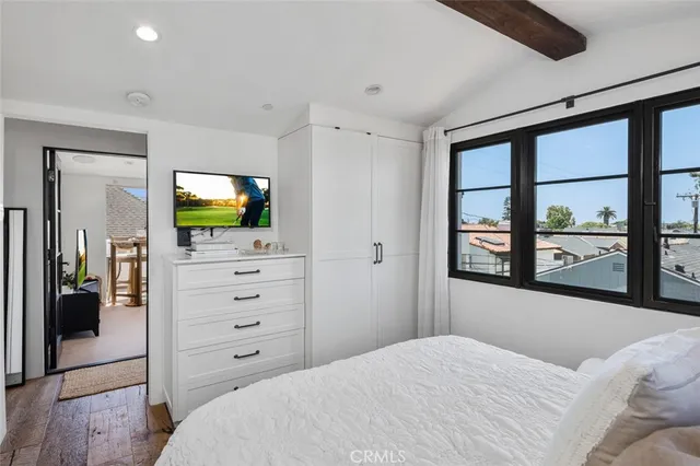$1,999,999 | 616 Narcissus Avenue, Unit 1/2, Corona del Mar, CA 92625