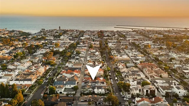 $1,999,999 | 616 Narcissus Avenue, Unit 1/2, Corona del Mar, CA 92625