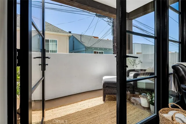$1,999,999 | 616 Narcissus Avenue, Unit 1/2, Corona del Mar, CA 92625
