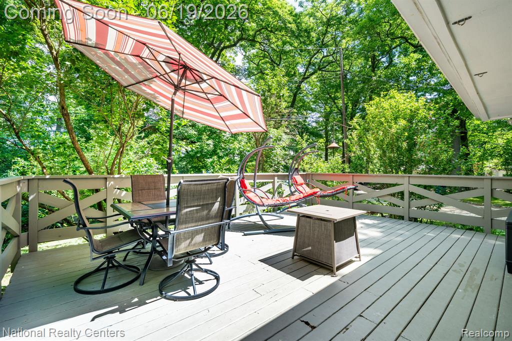 5223 Woodlane Road Clarkston, MI 48348 - Photo 8 of 36