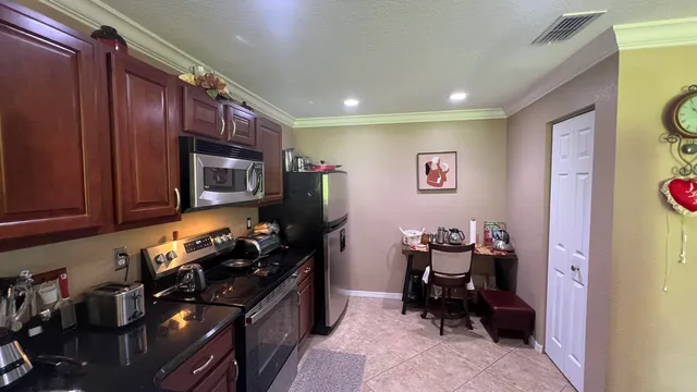 $285,000 | 2218 Marshfield Court, Port St. Lucie, FL 34953