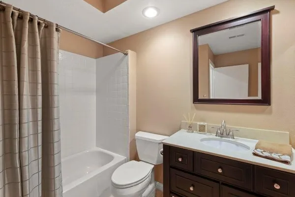 $6,200 | 199 Desert Falls Drive East, Palm Desert, CA 92211