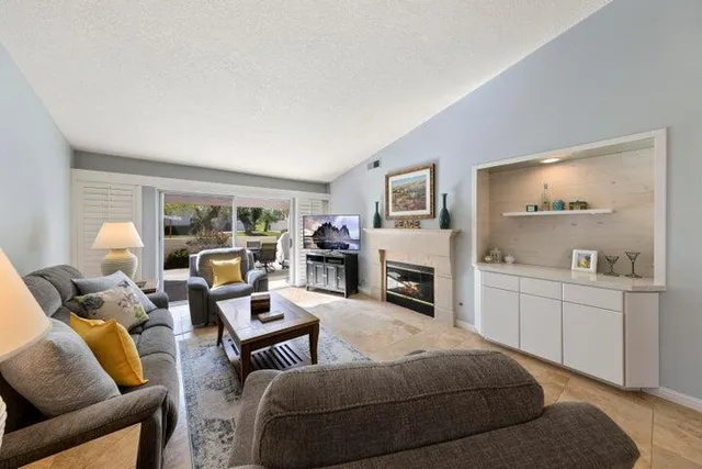 $6,200 | 199 Desert Falls Drive East, Palm Desert, CA 92211