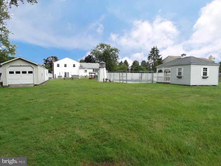 2769 Village Road Langhorne, PA 19047 - Photo 23 of 25 Exterior Back
