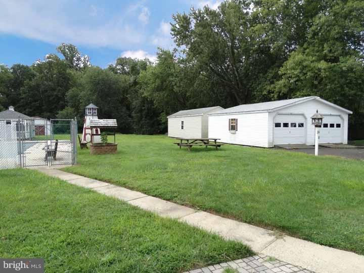 2769 Village Road Langhorne, PA 19047 - Photo 24 of 25 Exterior Back