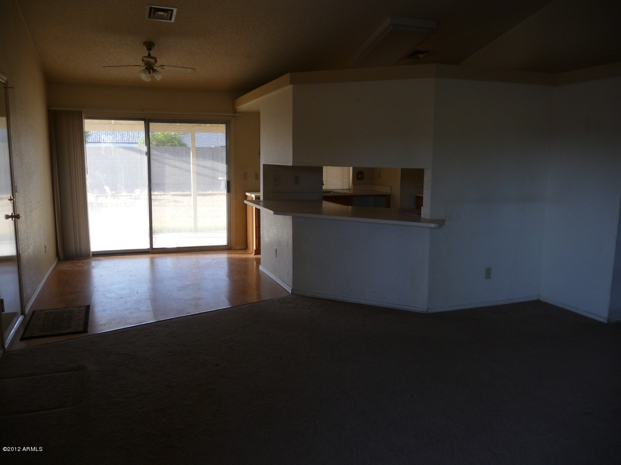 8014 West Wethersfield Road Peoria, AZ 85381 - Photo 2 of 5 Livingroom