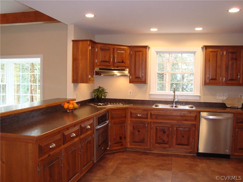 9601 Cole Mill Road Richmond, VA 23237 - Photo 16 of 39 Gallery Image 16