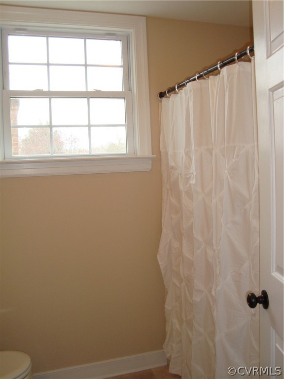 9601 Cole Mill Road Richmond, VA 23237 - Photo 34 of 39 Full Hall bath with tub
