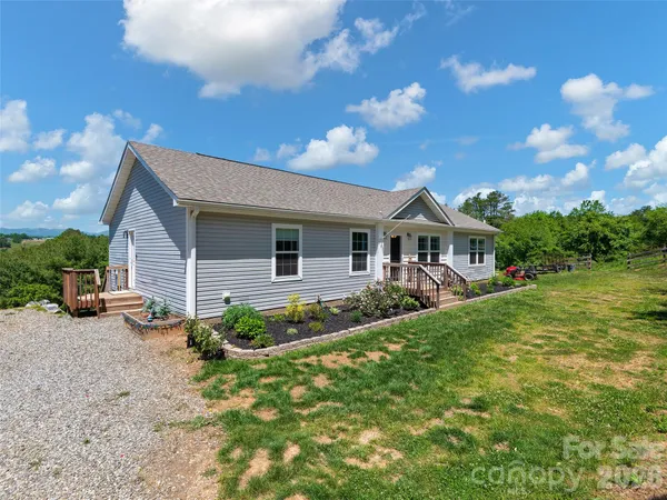 $495,000 | 271 Sluder Branch Road, Leicester, NC 28748