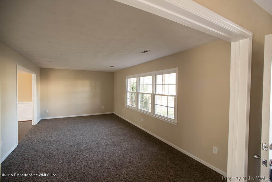 4 Springmeadow Court Hampton, VA 23666 - Photo 3 of 21 VRP_9481-MLS