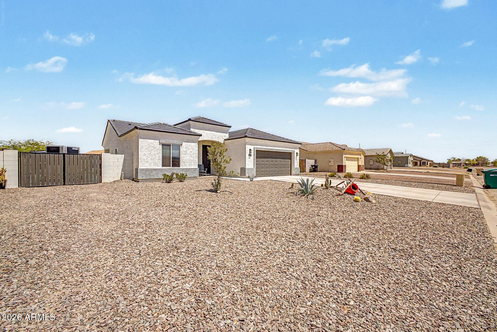 15901 South Saxon Road Arizona City, AZ 85123 - Photo 3 of 22 5 - Saxon