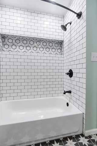 $295,000 | 6021 Leona Street, St. Louis, MO 63116