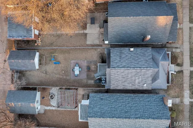 $295,000 | 6021 Leona Street, St. Louis, MO 63116