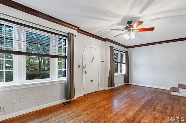 $295,000 | 6021 Leona Street, St. Louis, MO 63116