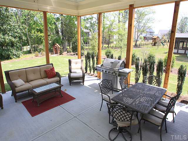 828 Boone Ridge Lane Cary, NC 27519 - Photo 23 of 25 Gallery Image 23