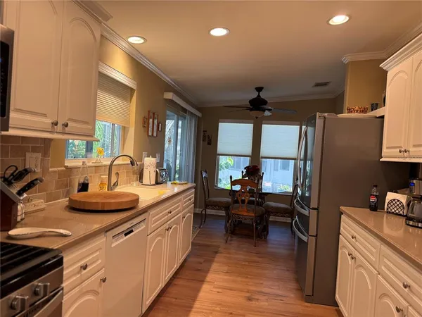 $290,000 | 340 Fairway Boulevard, Frostproof, FL 33843