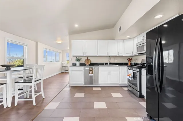 $395,998 | 60325 Natoma Trail, Joshua Tree, CA 92252