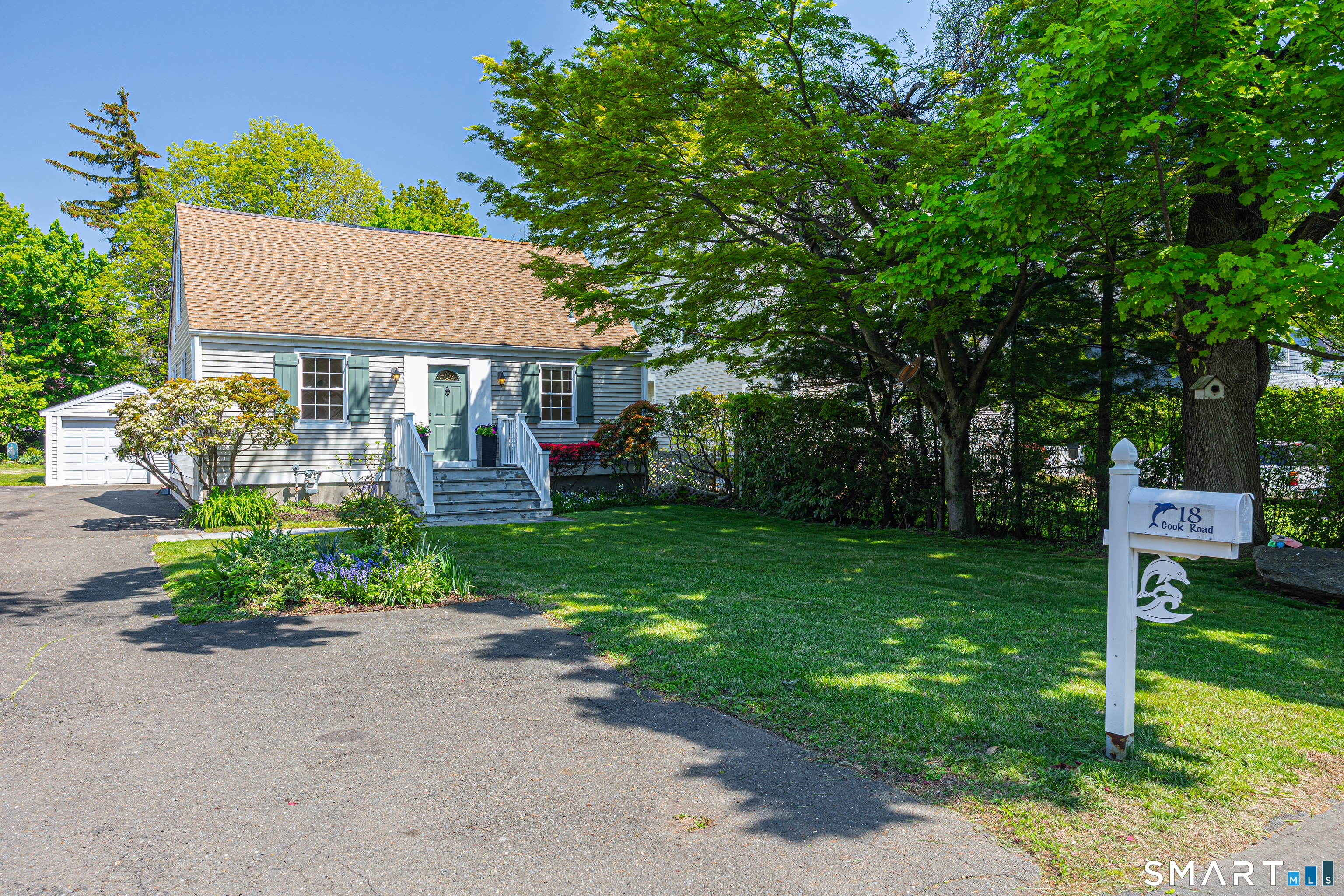 18 Cook Road Stamford, CT 06902 - Photo 26 of 36