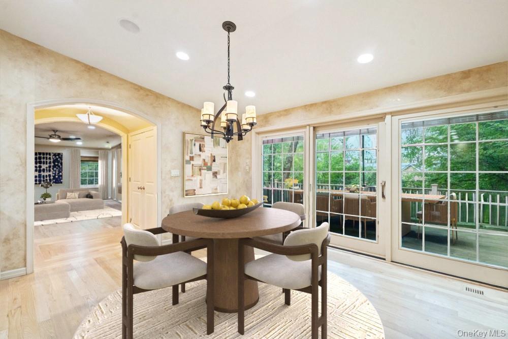 12 Chester Drive Great Neck, NY 11021 - Photo 9 of 30