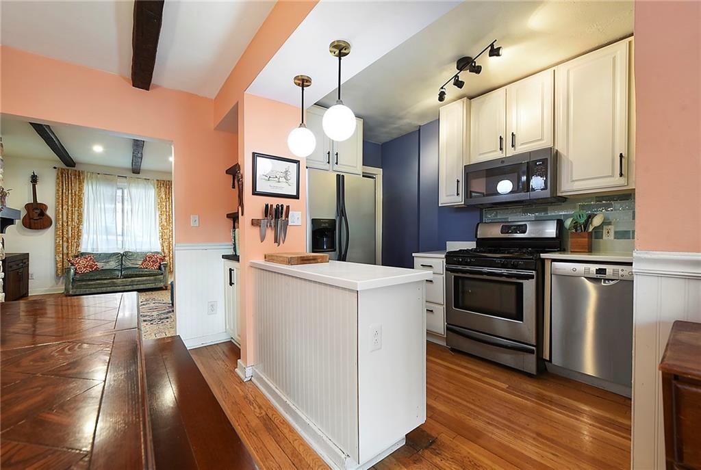 1708 Duffield Street Pittsburgh, PA 15206 - Photo 10 of 30