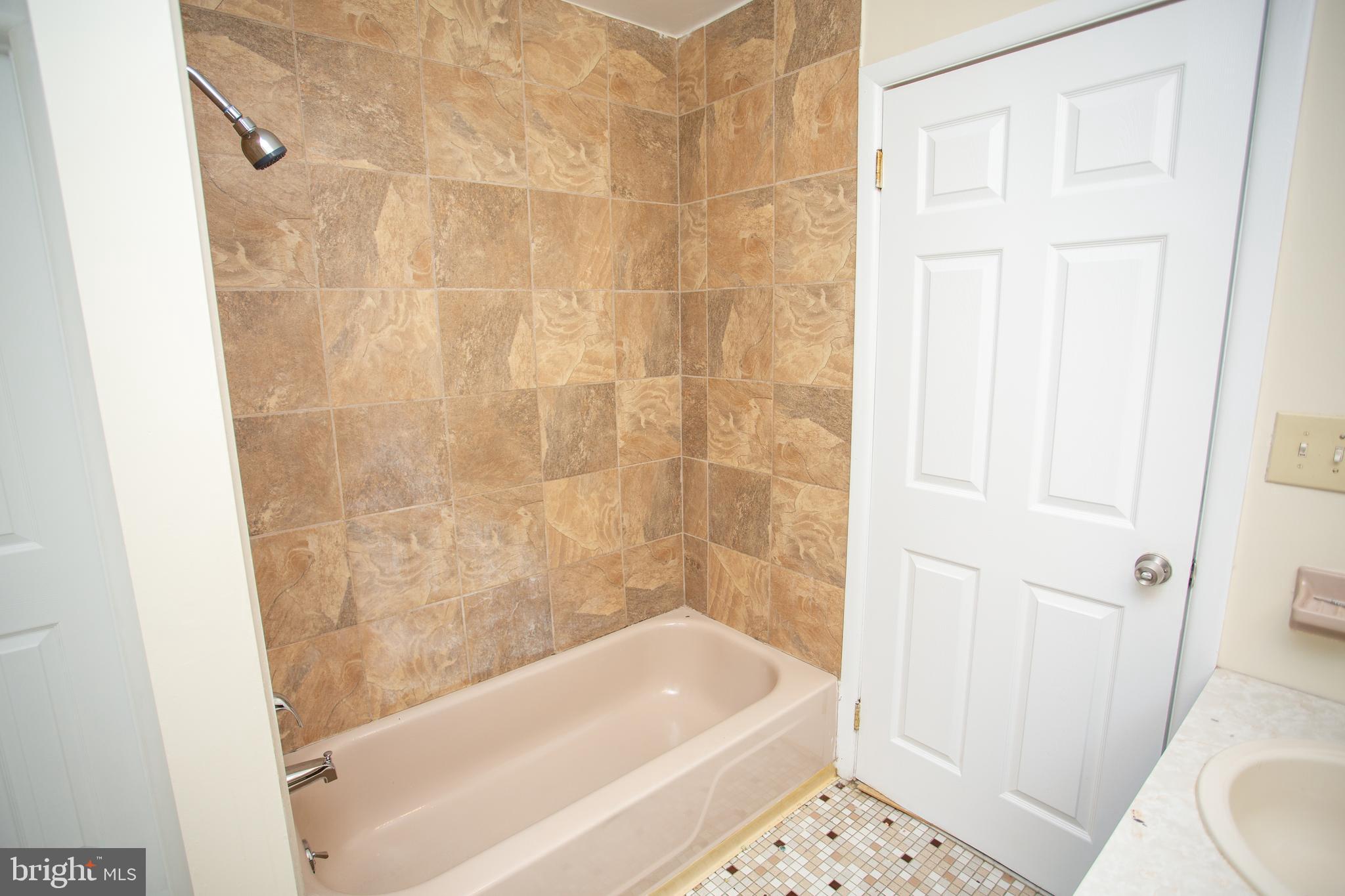 11 Dover Drive Lindenwold, NJ 08021 - Photo 29 of 41