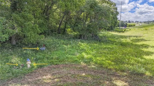 $1,300,000 | 926 South 130th Street, Bonner Springs, KS 66012