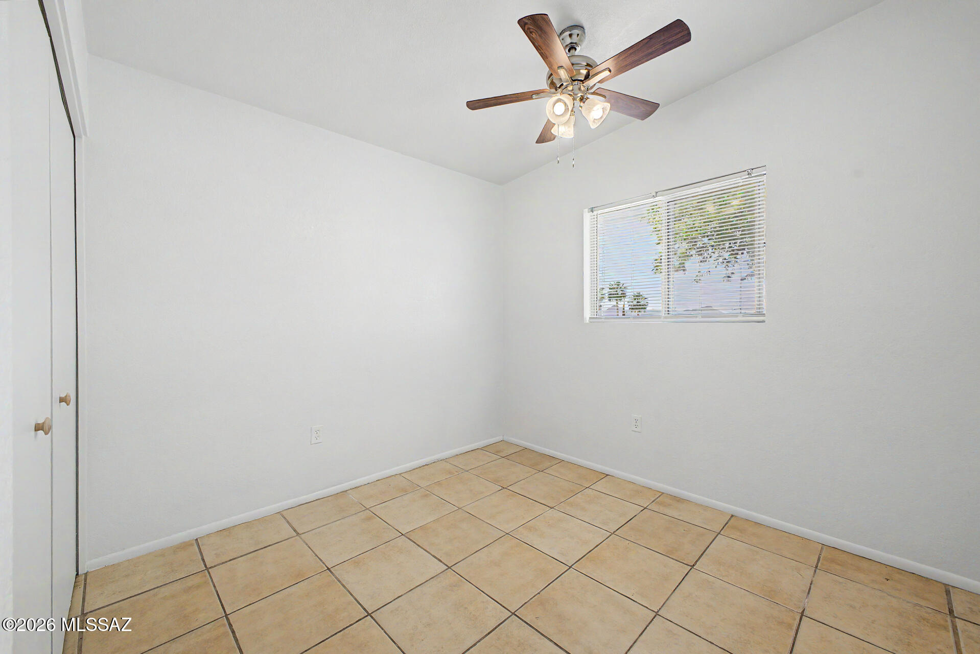 7460 North Oldfather Road Tucson, AZ 85741 - Photo 19 of 24 Bedroom