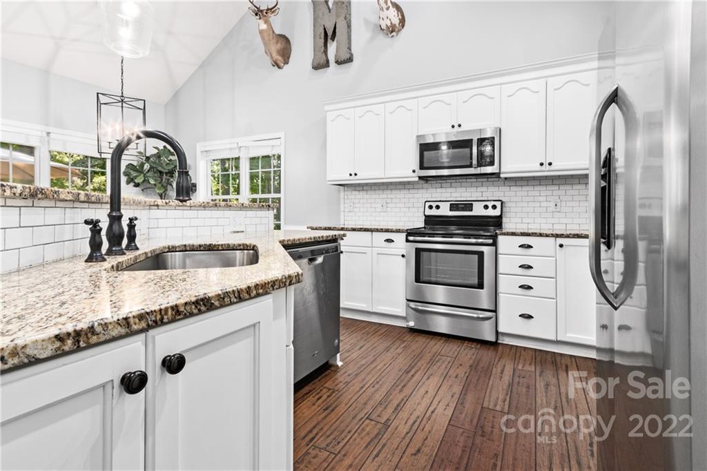 5100 Lineberger Road Stanley, NC 28164 - Photo 4 of 27 Gallery Image 4