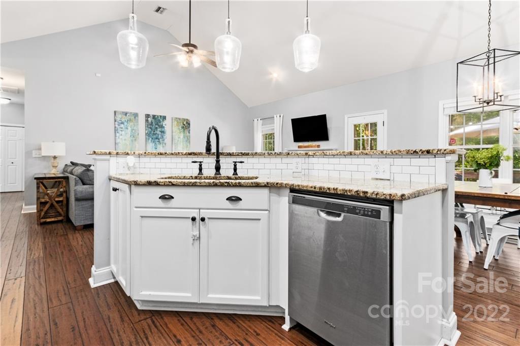 5100 Lineberger Road Stanley, NC 28164 - Photo 5 of 27 Gallery Image 5