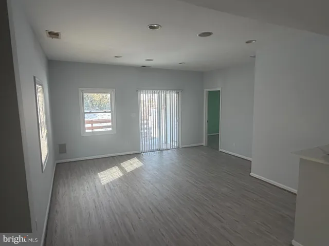 $3,500 | 7608 Leonard Drive, Falls Church, VA 22043