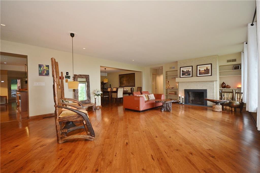 234 Hunt Road Pittsburgh, PA 15215 - Photo 13 of 25 Gallery Image 13