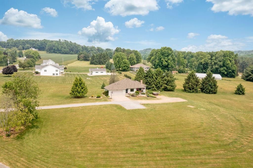 1707 Lexington Ontario Road Mansfield, OH 44904 - Photo 77 of 81 1707LexingtonOntarioRoadExt_Hommati102(2