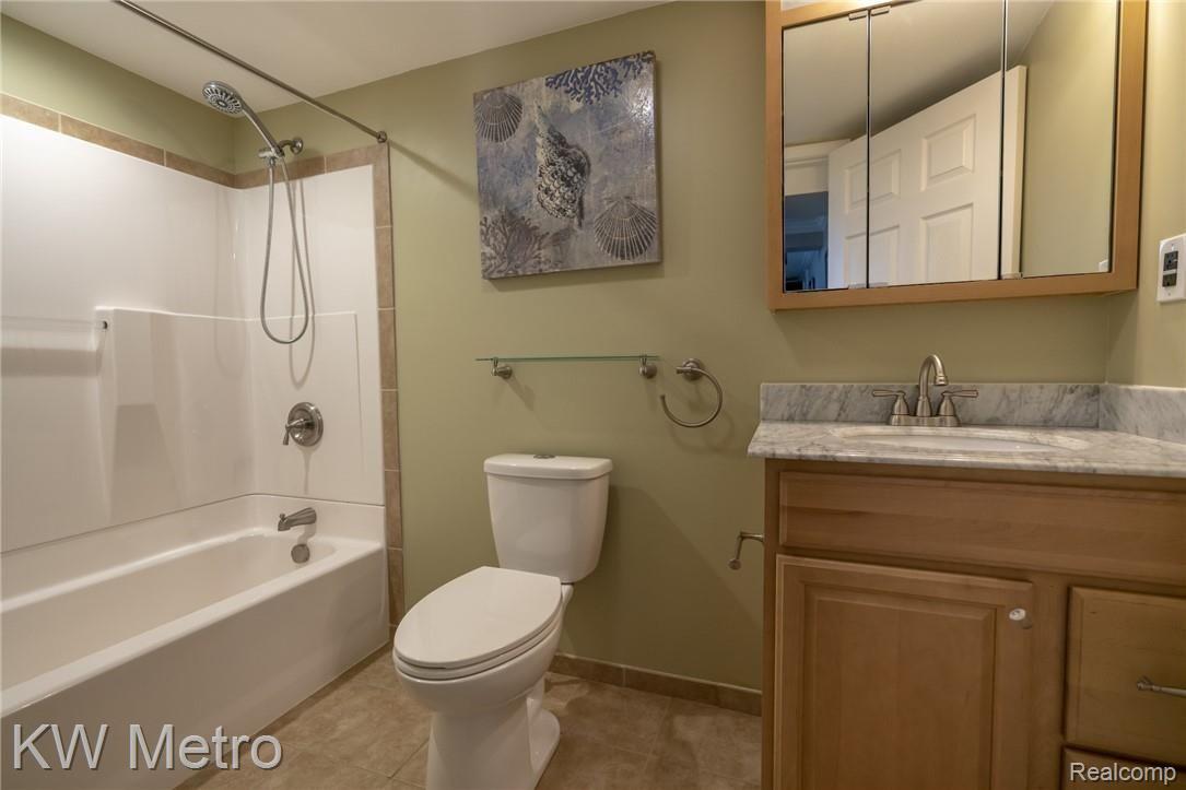 15055 Salem Road Redford, MI 48239 - Photo 24 of 37 Basement 09-2162x1442.jpg