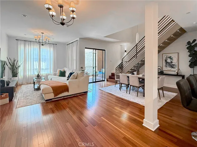 $725,000 | 395 East 4th Street, Unit 39, Long Beach, CA 90802