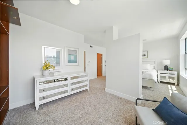 $725,000 | 395 East 4th Street, Unit 39, Long Beach, CA 90802