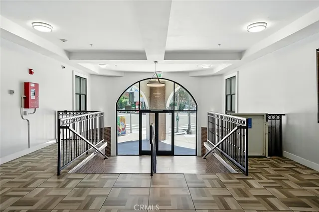 $725,000 | 395 East 4th Street, Unit 39, Long Beach, CA 90802