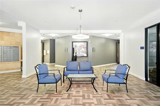 $725,000 | 395 East 4th Street, Unit 39, Long Beach, CA 90802