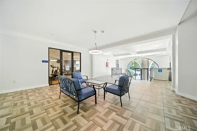 $725,000 | 395 East 4th Street, Unit 39, Long Beach, CA 90802