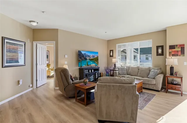 $610,000 | 23924 Northeast 115th Lane, Unit 304, Redmond, WA 98053