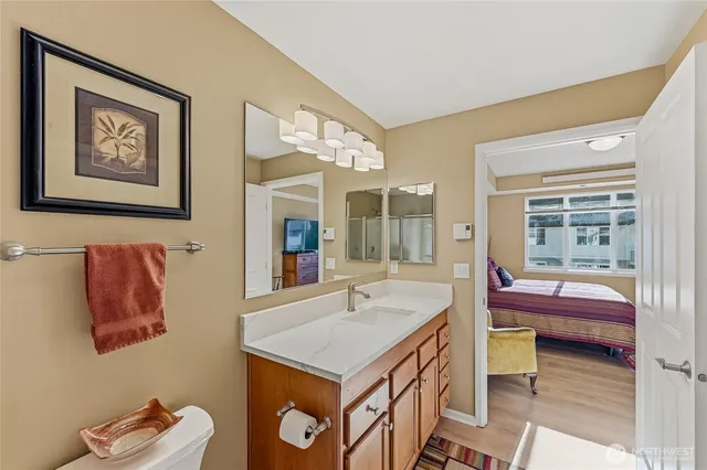 $610,000 | 23924 Northeast 115th Lane, Unit 304, Redmond, WA 98053