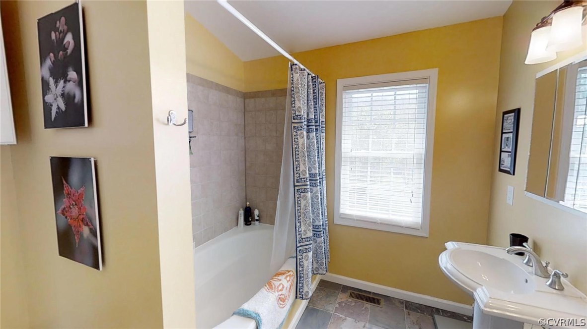 11265 Dry Run Road Williamsville, VA 24487 - Photo 42 of 49 Gallery Image 42