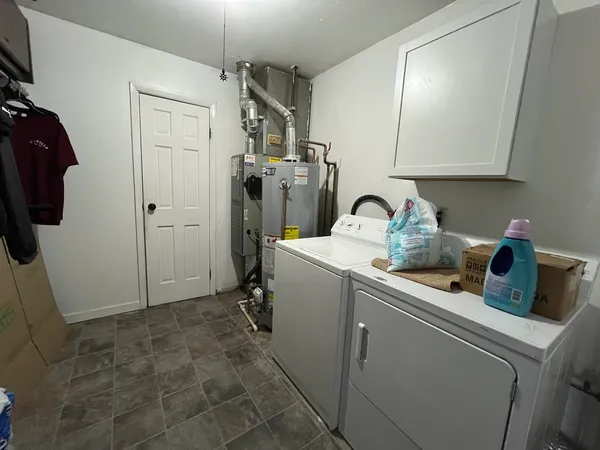 $255,000 | 225 Malibu Drive, Bolingbrook, IL 60440